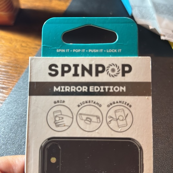 Spinpop Mirror Edition Phone grip FREE WITH BUNDLE - Picture 4 of 4